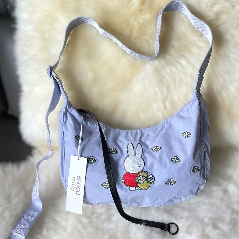 BAGGU x Miffy NWT Medium Crescent Bag - Embroidered Miffy - Picture 2 of 9
